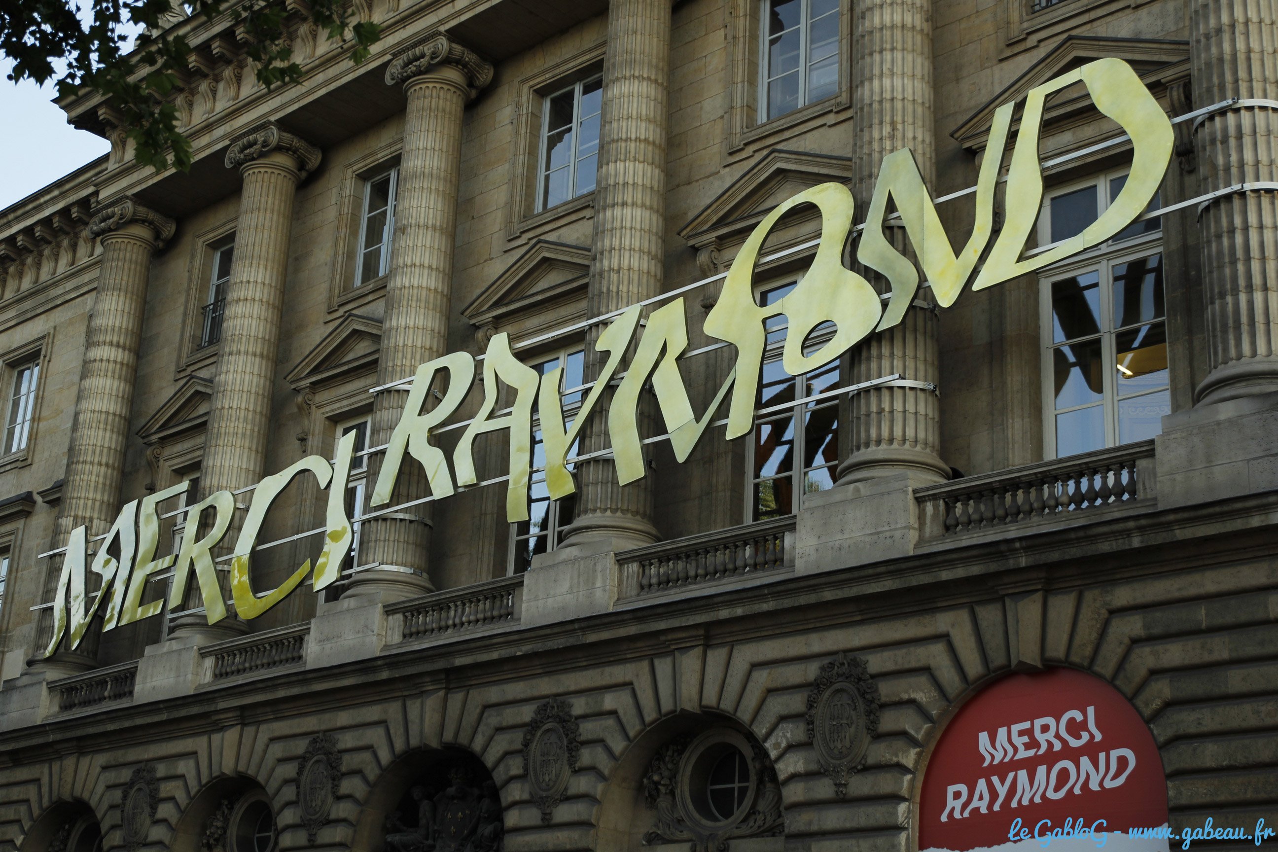 Je ne sais pas qui est ce Raymond, mais merci quand même !